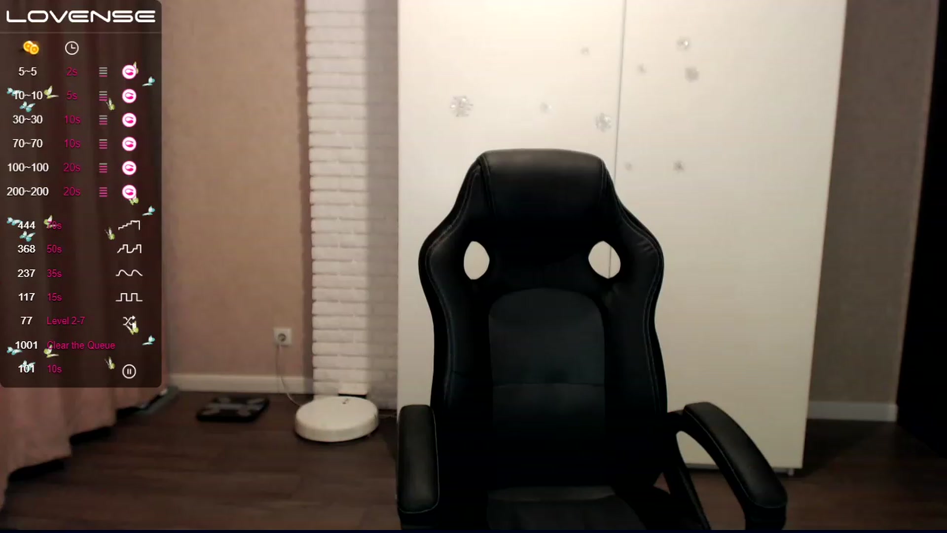 Gallery image thumbnail from HollyMollyy's myfreecams stream on, 12/06/2022, 16:41 image 18 of 20