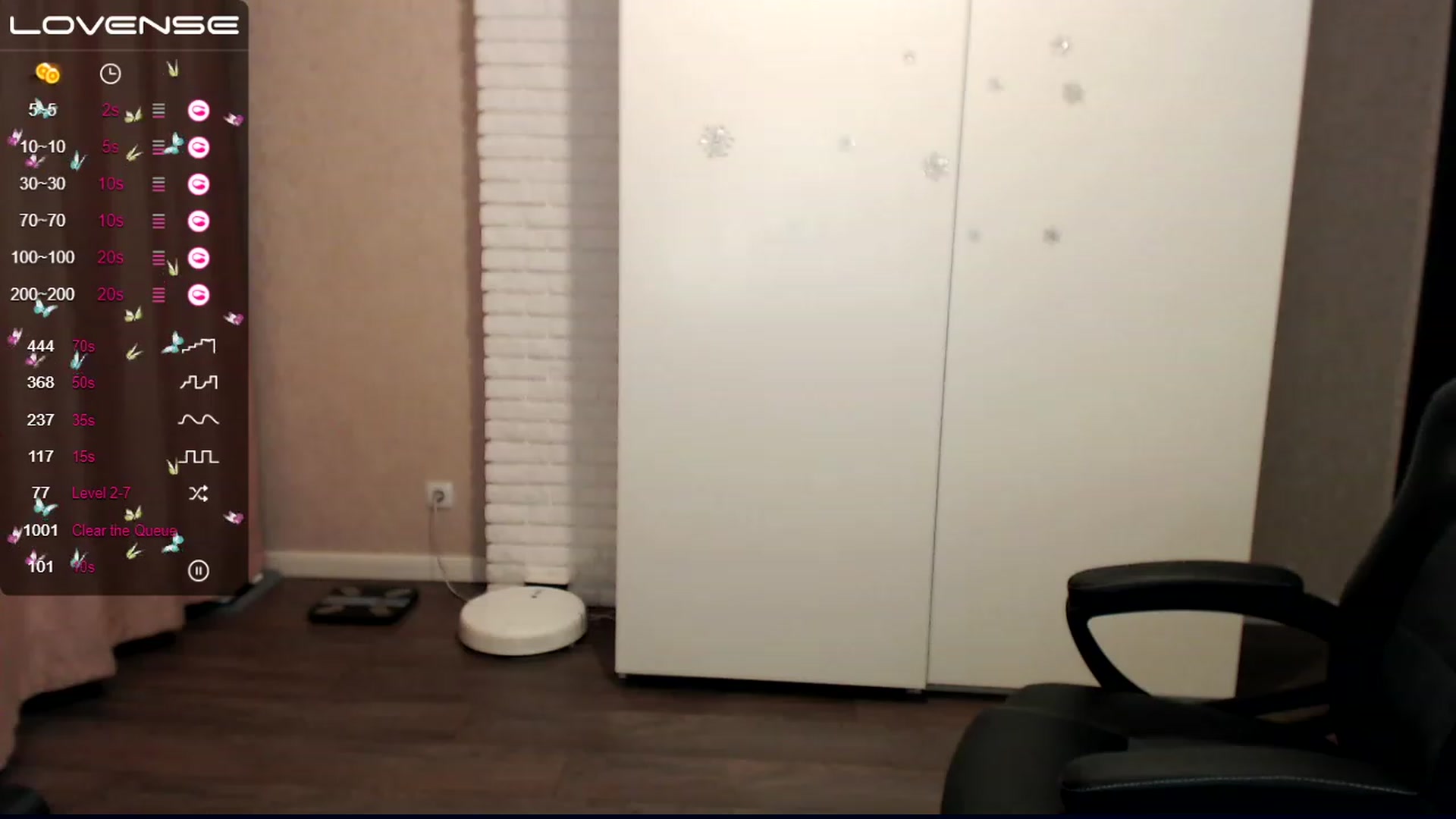 Gallery image thumbnail from HollyMollyy's myfreecams stream on, 12/06/2022, 18:49 image 11 of 20