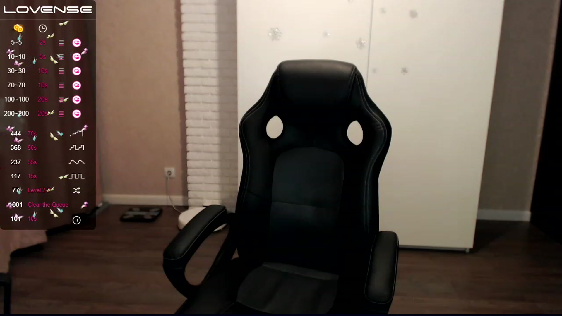 Gallery image thumbnail from HollyMollyy's myfreecams stream on, 12/06/2022, 21:13 image 20 of 20