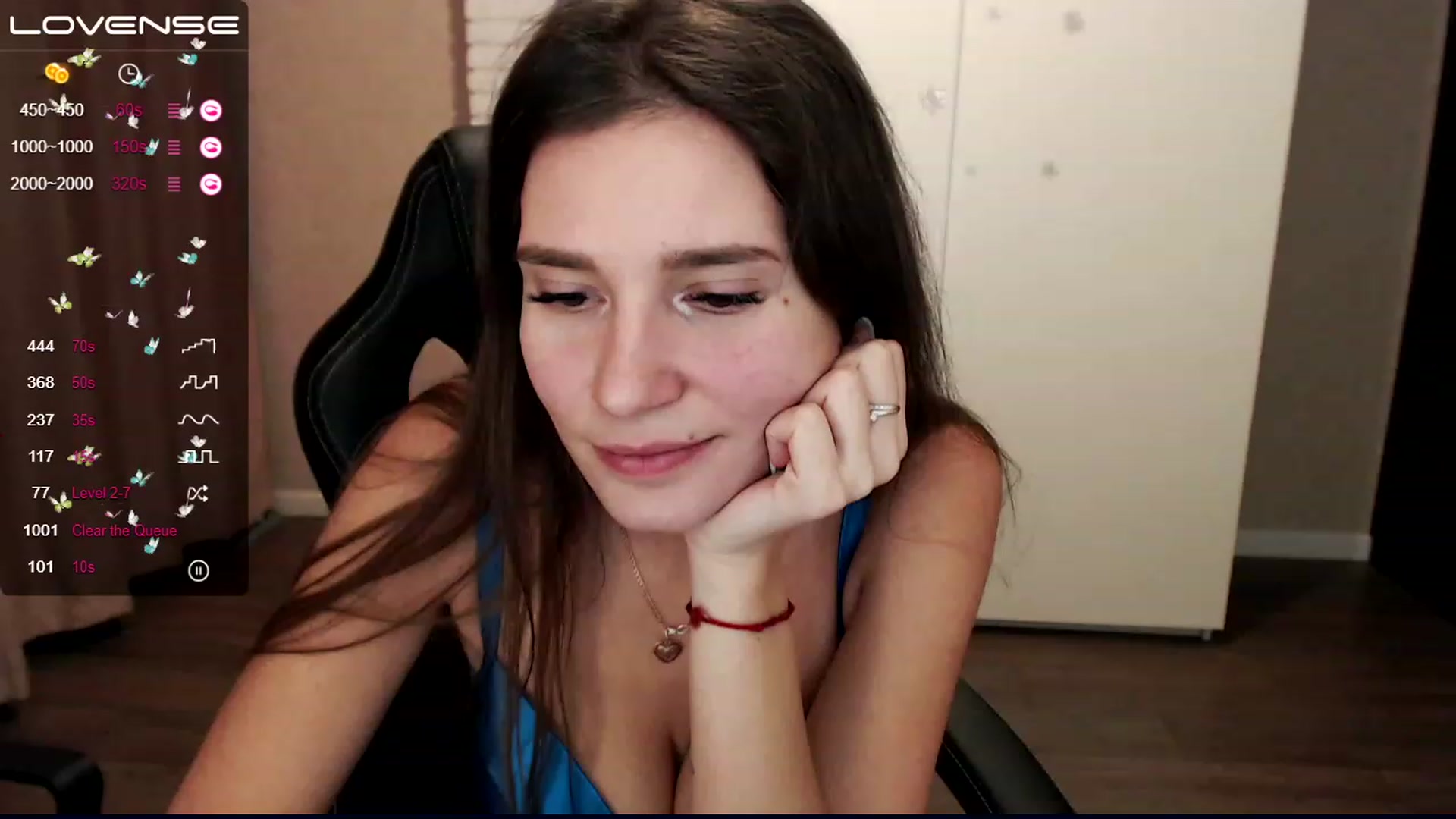 Gallery image thumbnail from HollyMollyy's myfreecams stream on, 12/07/2022, 15:19 image 18 of 20