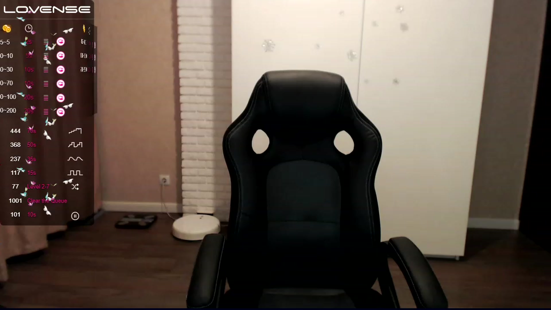 Gallery image thumbnail from HollyMollyy's myfreecams stream on, 12/07/2022, 16:56 image 9 of 20