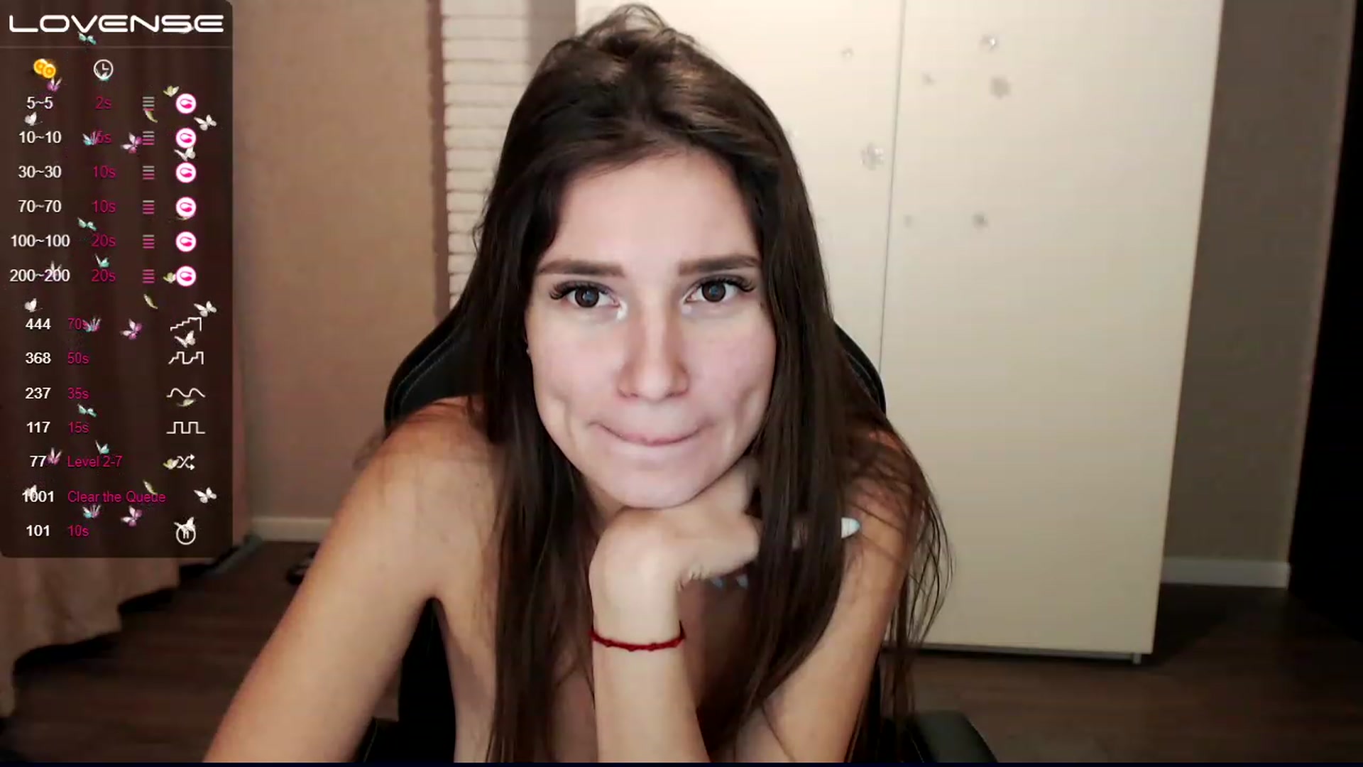 Gallery image thumbnail from HollyMollyy's myfreecams stream on, 12/07/2022, 23:43 image 18 of 20