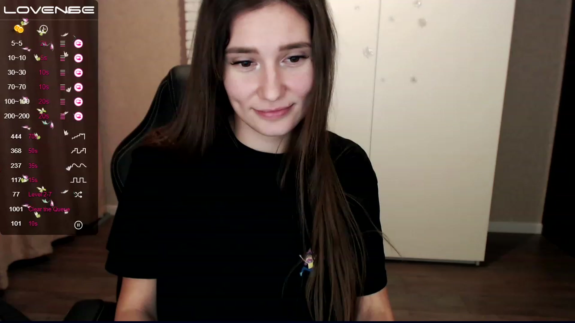 Gallery image thumbnail from HollyMollyy's myfreecams stream on, 12/08/2022, 24:47 image 14 of 20