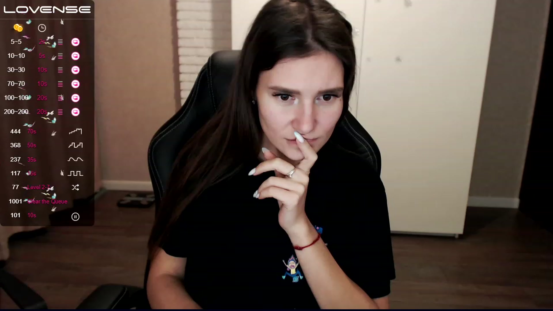 Gallery image thumbnail from HollyMollyy's myfreecams stream on, 12/08/2022, 24:47 image 3 of 20