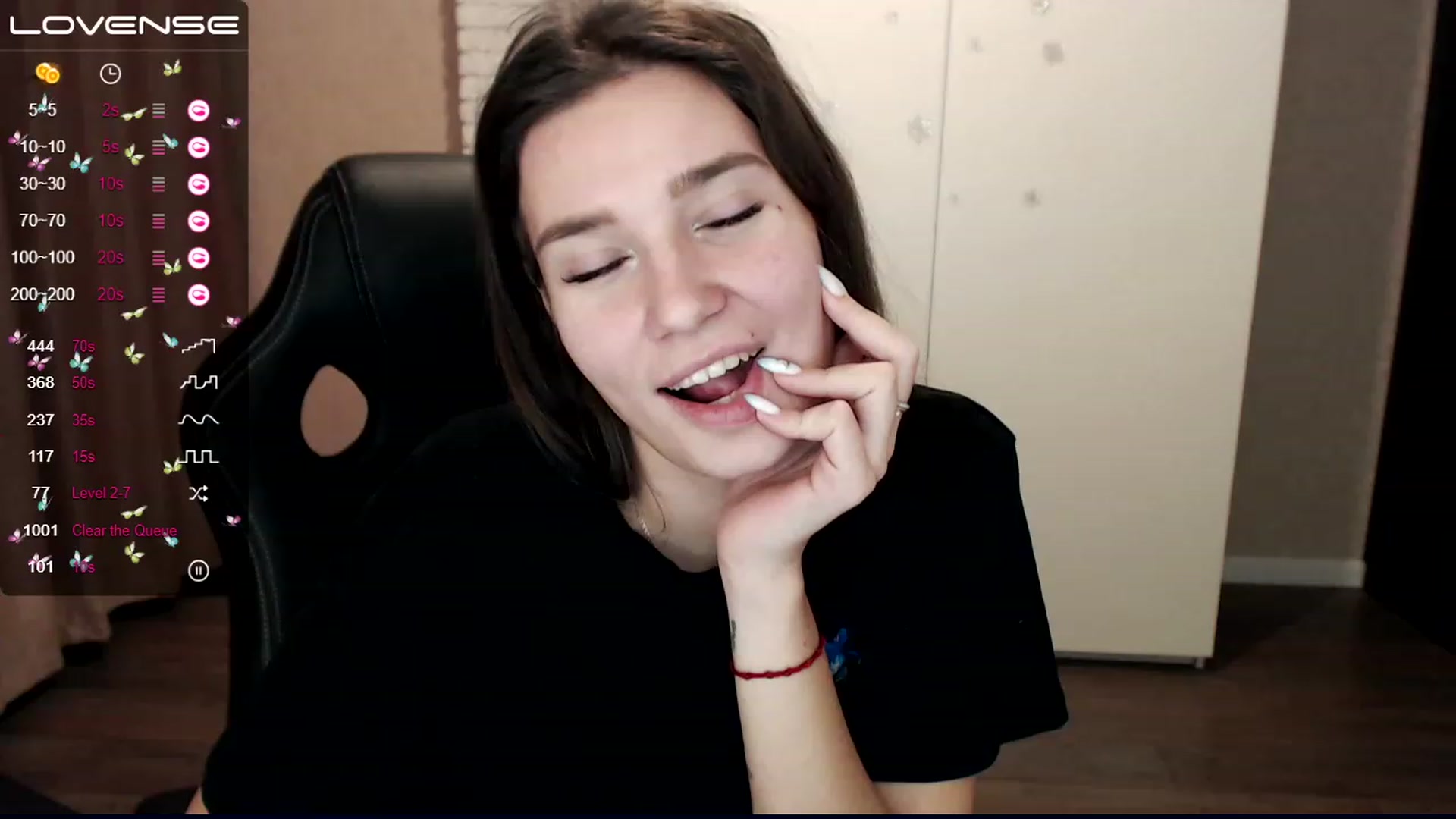 Gallery image thumbnail from HollyMollyy's myfreecams stream on, 12/09/2022, 03:19 image 18 of 20