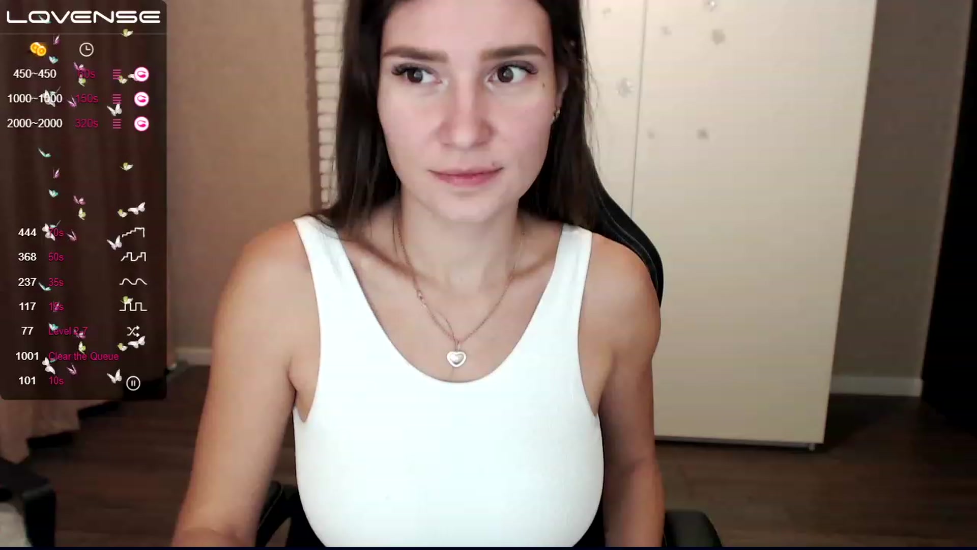 Gallery image thumbnail from HollyMollyy's myfreecams stream on, 12/10/2022, 17:49 image 1 of 20