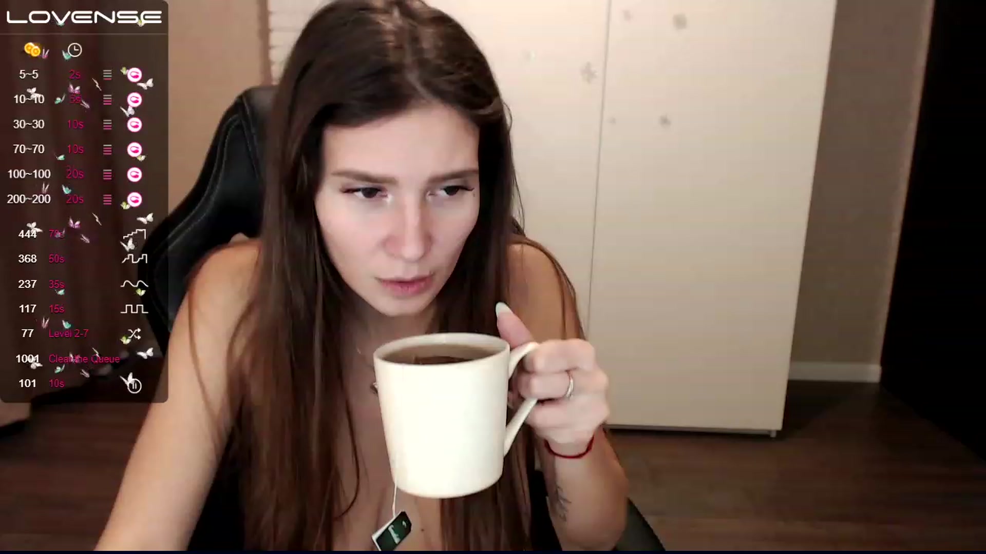 Gallery image thumbnail from HollyMollyy's myfreecams stream on, 12/12/2022, 23:58 image 13 of 20