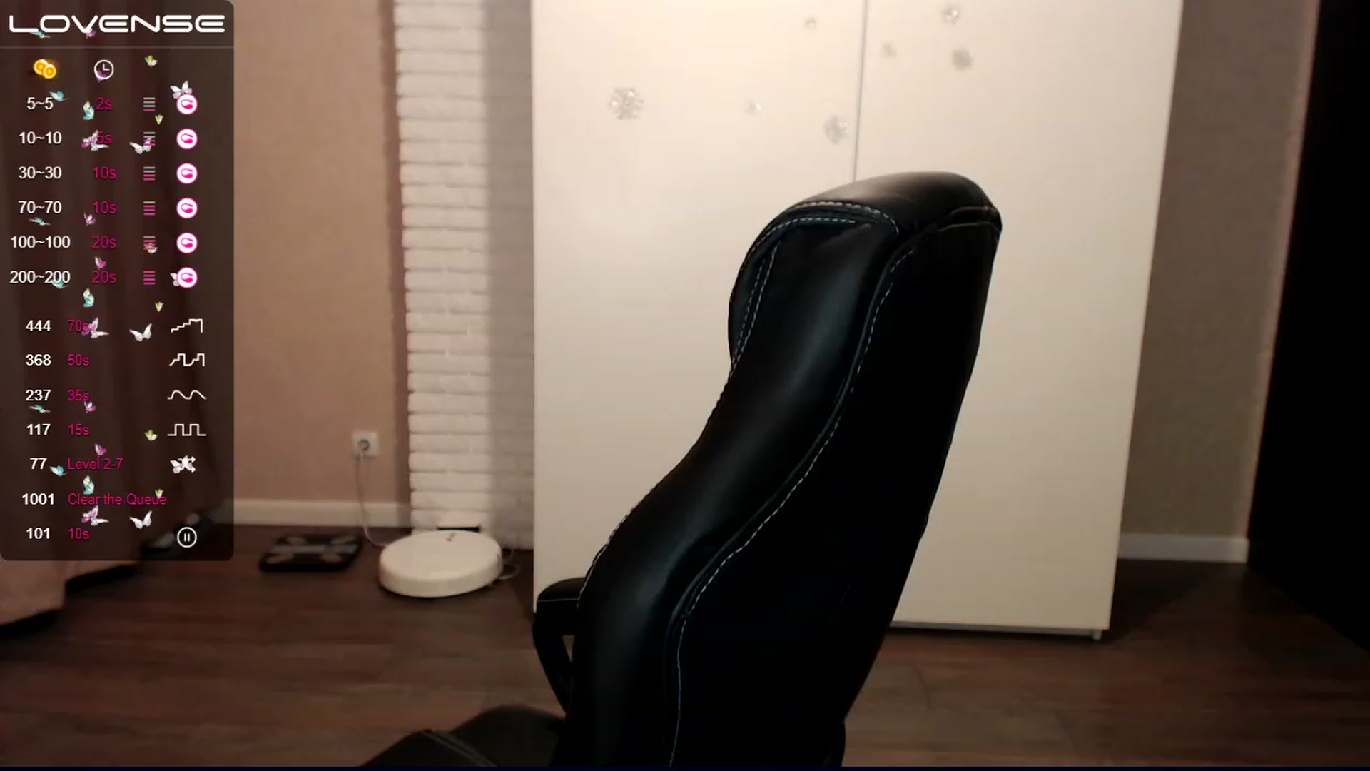 Gallery image thumbnail from HollyMollyy's myfreecams stream on, 12/12/2022, 23:58 image 16 of 20