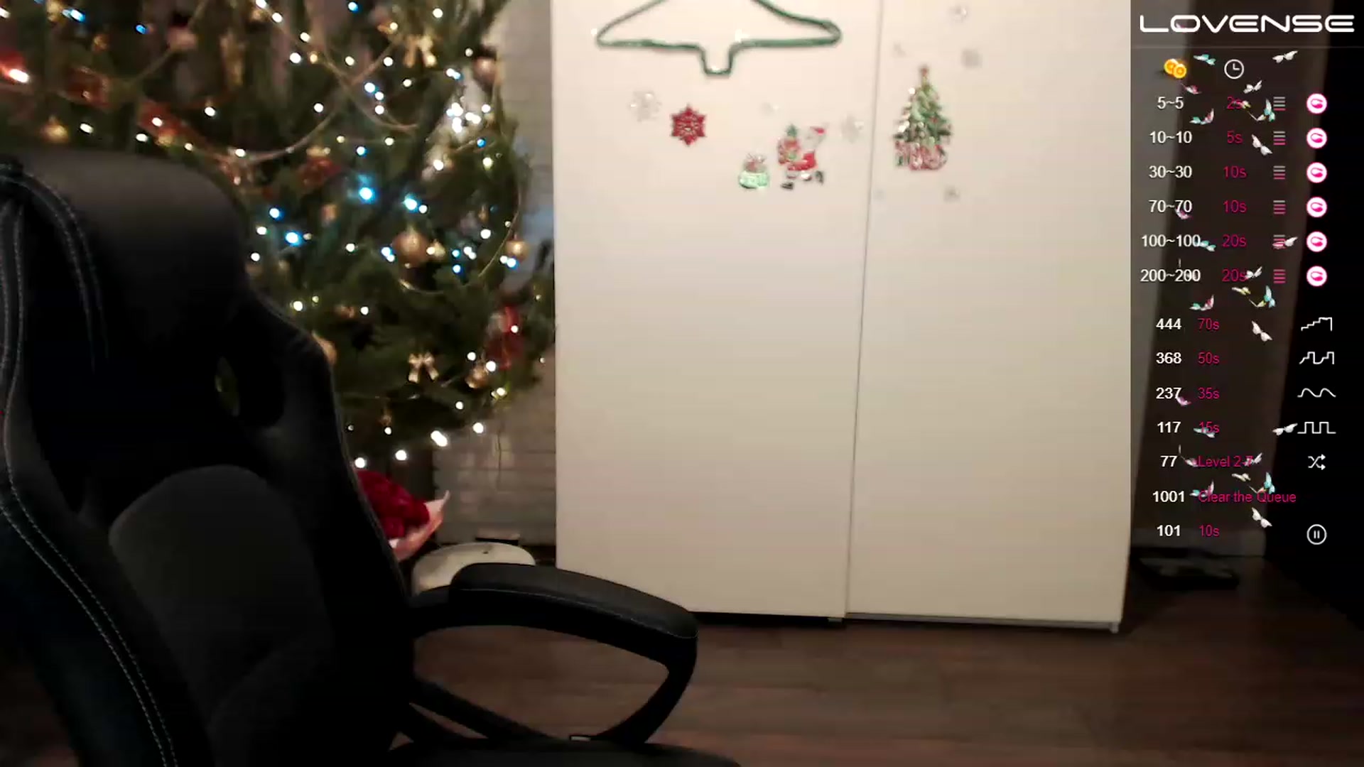 Gallery image thumbnail from HollyMollyy's myfreecams stream on, 12/20/2022, 22:11 image 14 of 20