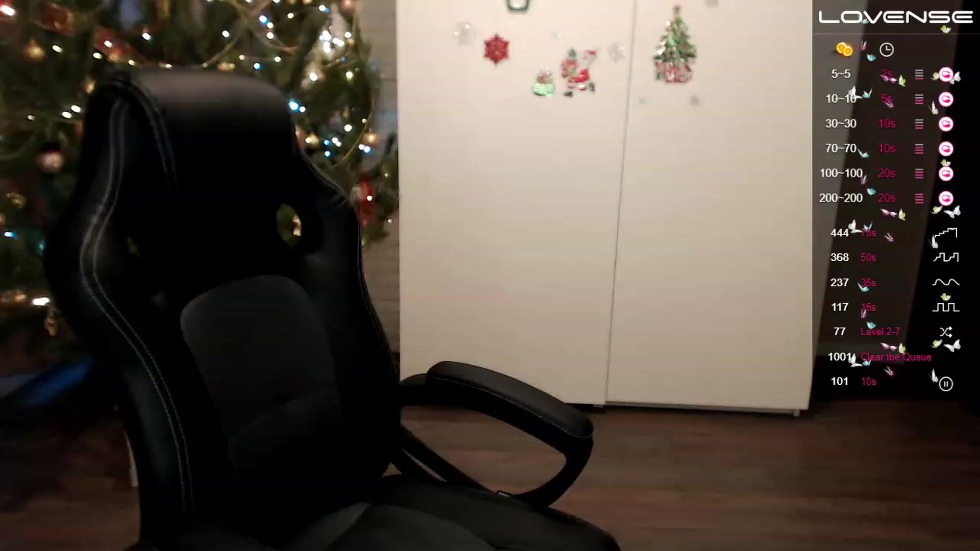 Gallery image thumbnail from HollyMollyy's myfreecams stream on, 12/21/2022, 14:46 image 5 of 20