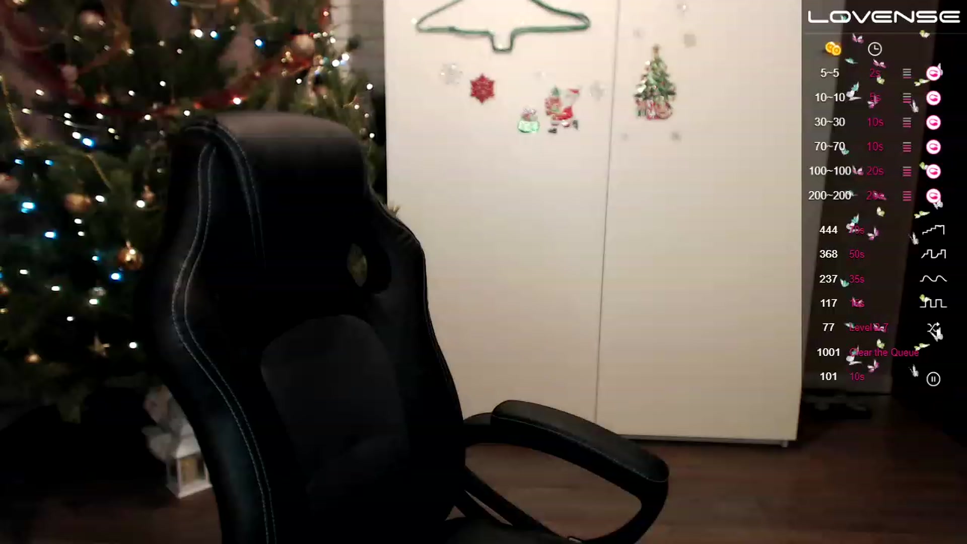 Gallery image thumbnail from HollyMollyy's myfreecams stream on, 12/27/2022, 18:41 image 2 of 20