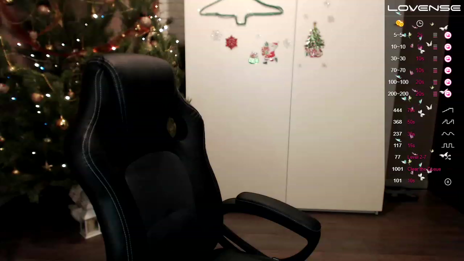 Gallery image thumbnail from HollyMollyy's myfreecams stream on, 12/27/2022, 18:41 image 3 of 20
