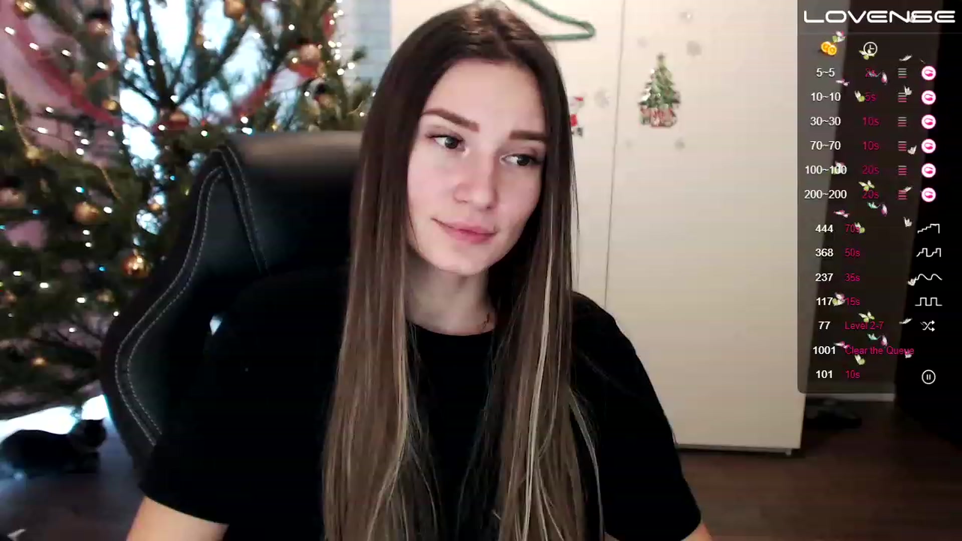 Gallery image thumbnail from HollyMollyy's myfreecams stream on, 12/29/2022, 10:31 image 3 of 20