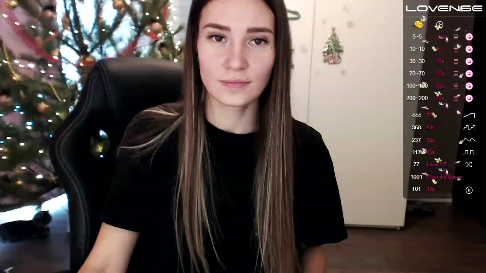 Gallery image thumbnail from HollyMollyy's myfreecams stream on, 12/29/2022, 10:31 image 18 of 20