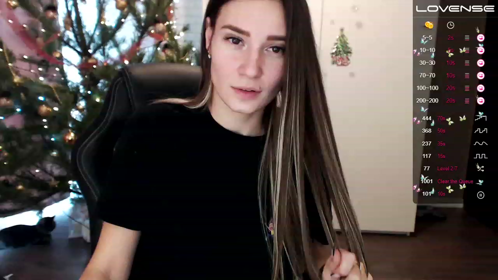 Gallery image thumbnail from HollyMollyy's myfreecams stream on, 12/29/2022, 10:31 image 14 of 20