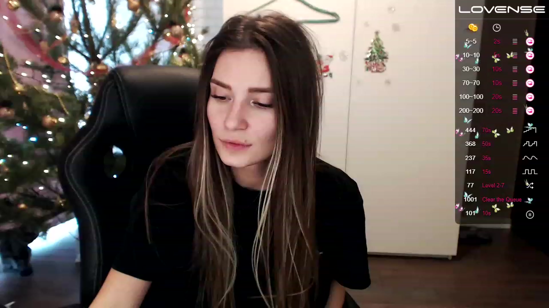 Gallery image thumbnail from HollyMollyy's myfreecams stream on, 12/29/2022, 10:31 image 20 of 20