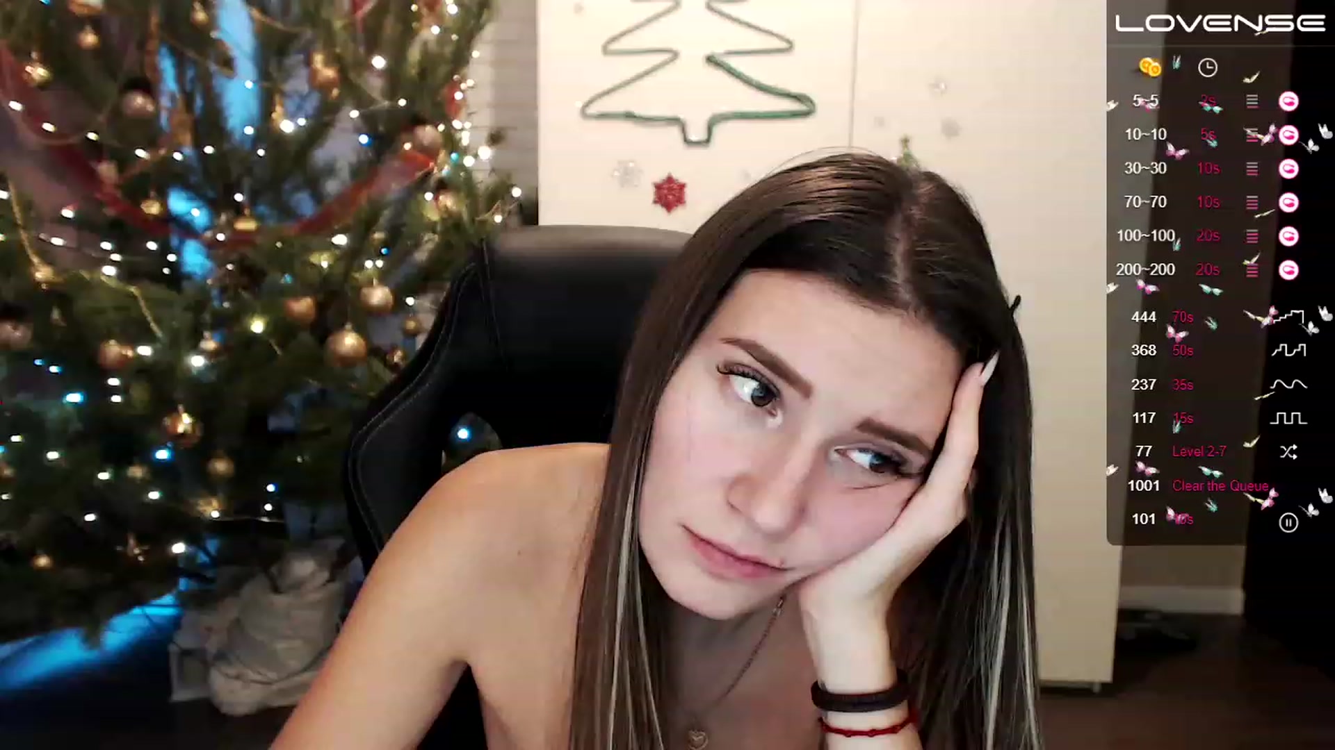 Gallery image thumbnail from HollyMollyy's myfreecams stream on, 12/29/2022, 12:54 image 12 of 20