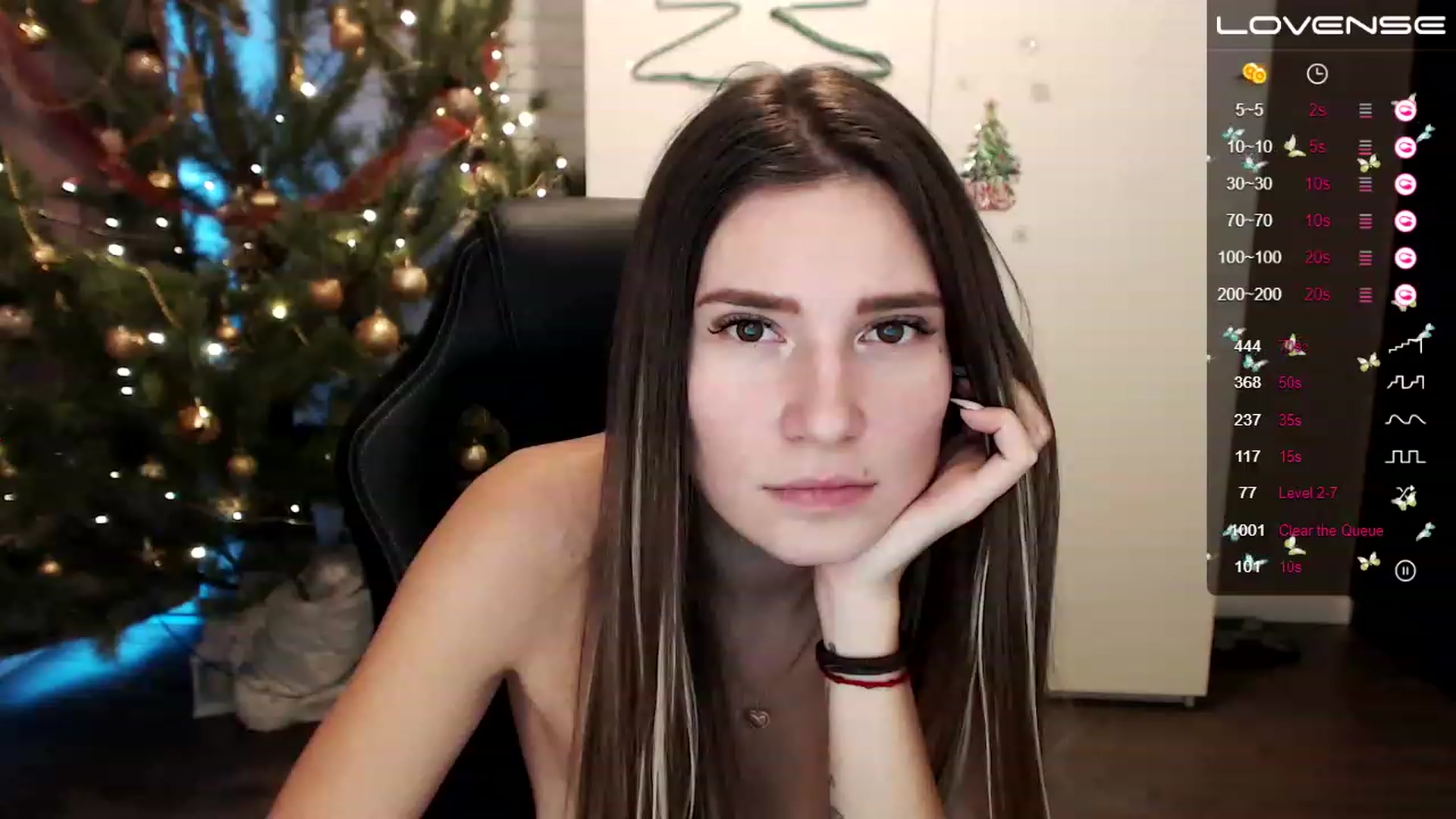 Gallery image thumbnail from HollyMollyy's myfreecams stream on, 12/29/2022, 12:54 image 9 of 20