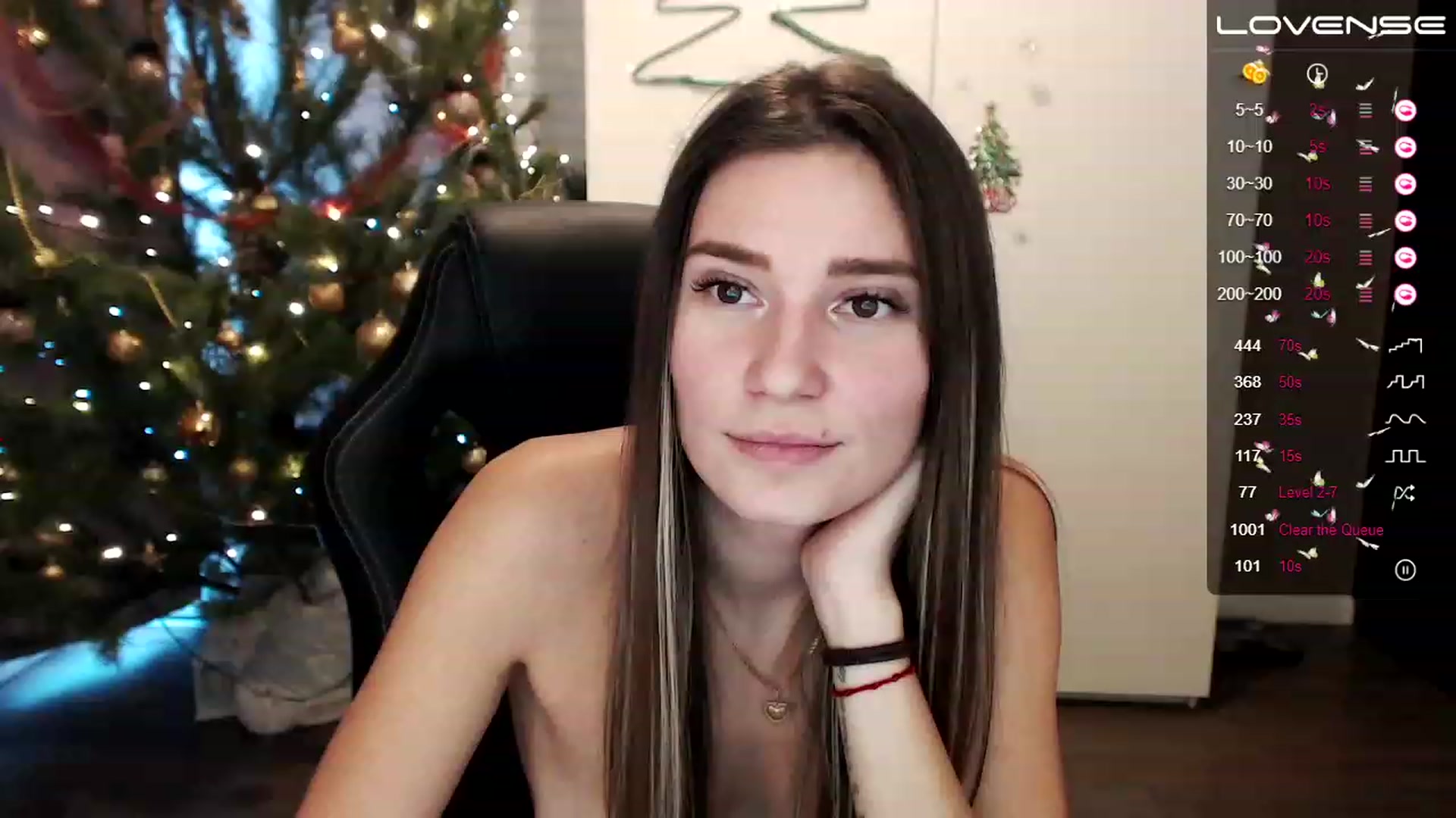 Gallery image thumbnail from HollyMollyy's myfreecams stream on, 12/29/2022, 12:54 image 3 of 20