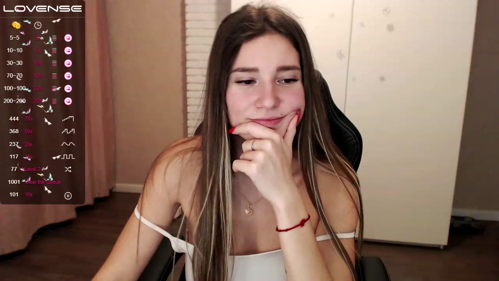 Gallery image thumbnail from HollyMollyy's myfreecams stream on, 01/17/2023, 17:07 image 14 of 20