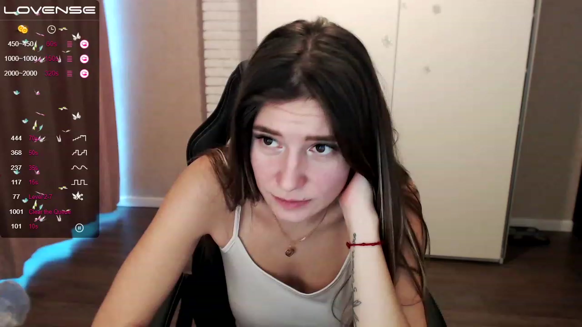 Gallery image thumbnail from HollyMollyy's myfreecams stream on, 01/18/2023, 13:13 image 7 of 20