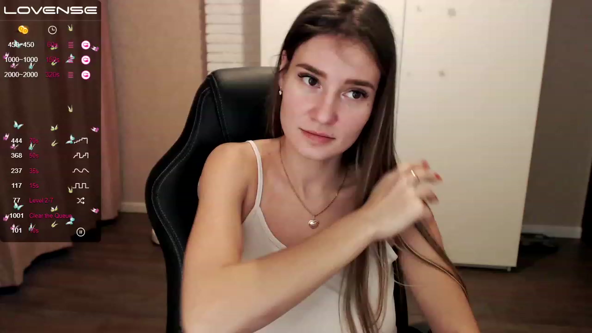 Gallery image thumbnail from HollyMollyy's myfreecams stream on, 01/18/2023, 14:54 image 6 of 20