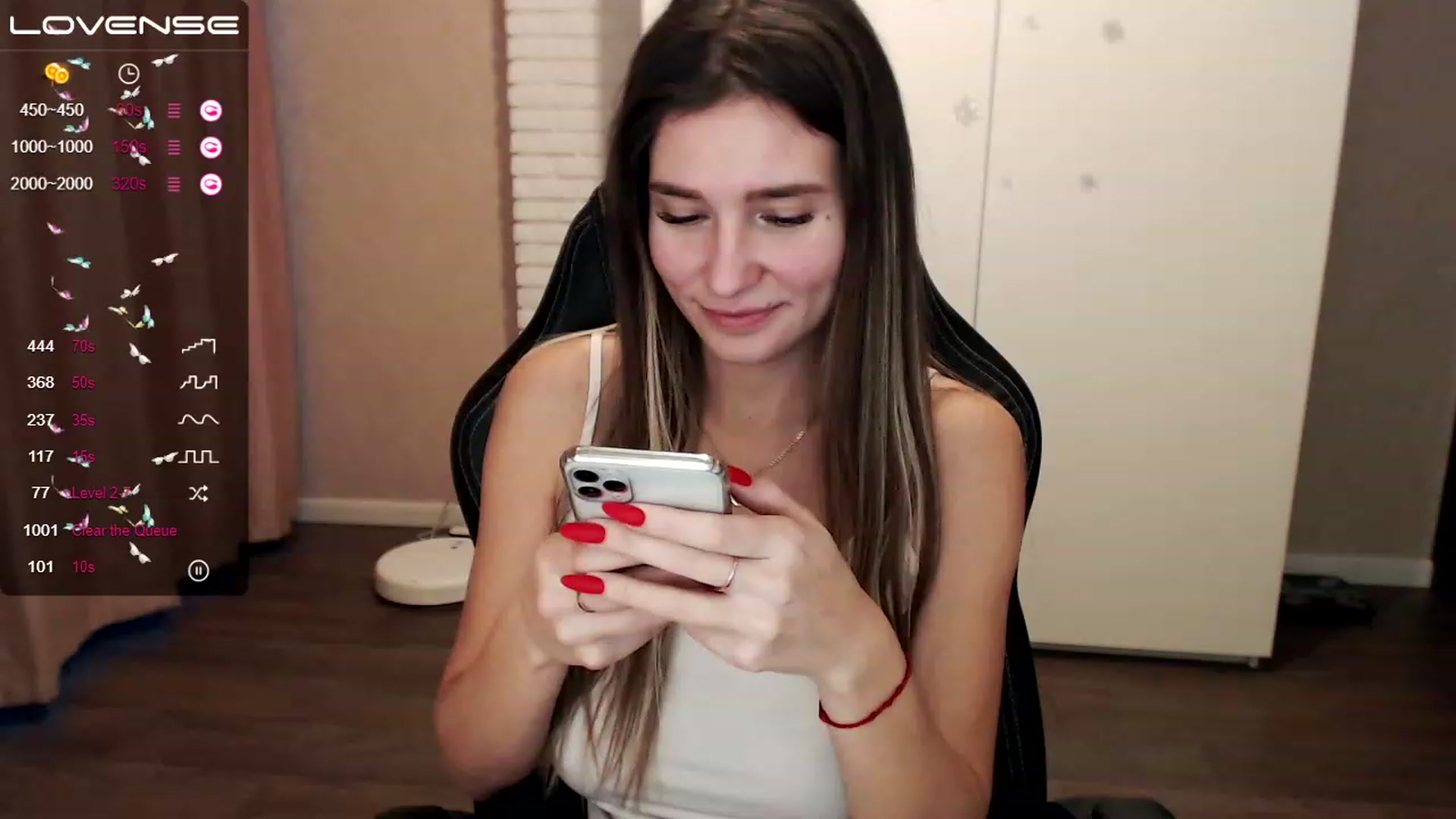 Gallery image thumbnail from HollyMollyy's myfreecams stream on, 01/18/2023, 14:54 image 3 of 20