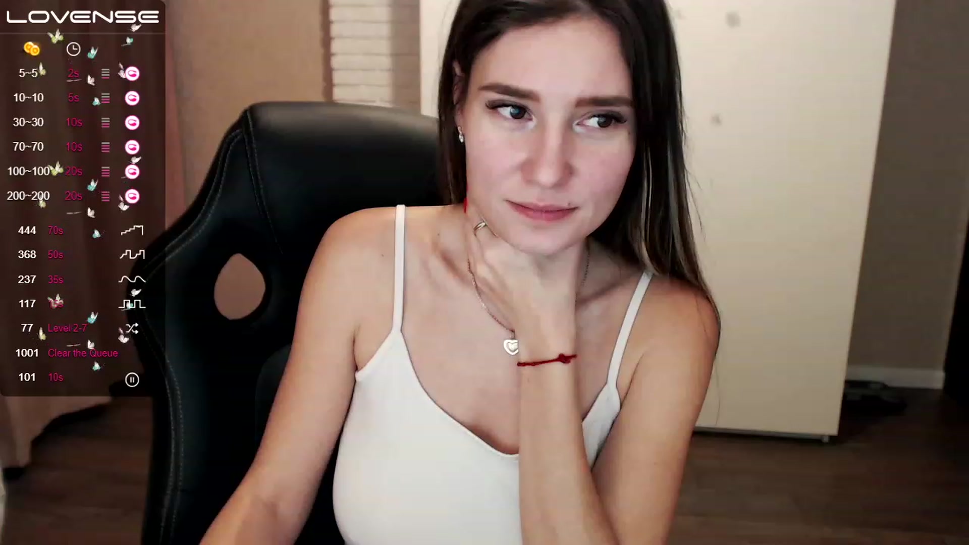 Gallery image thumbnail from HollyMollyy's myfreecams stream on, 01/18/2023, 17:28 image 15 of 20