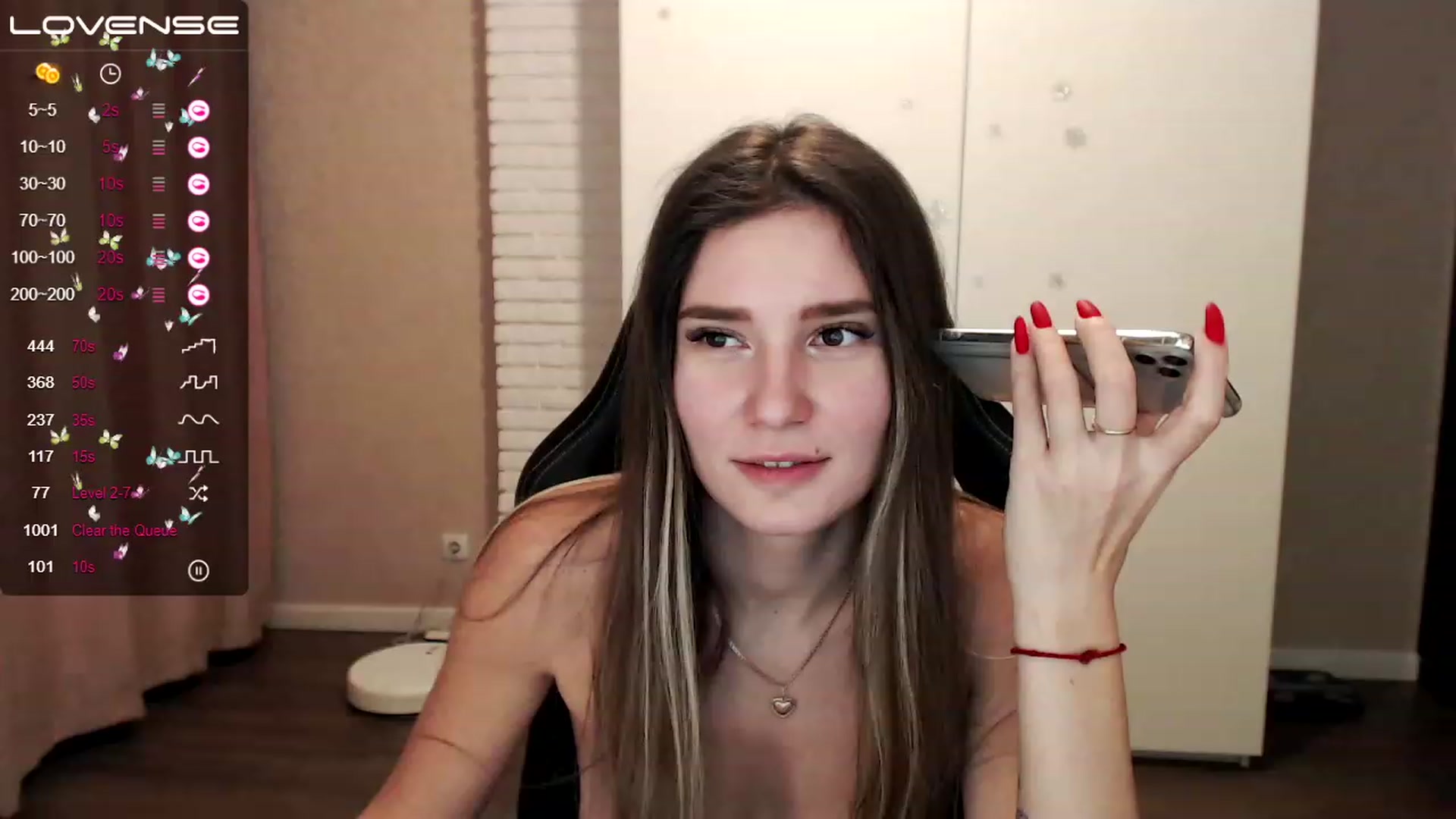 Gallery image thumbnail from HollyMollyy's myfreecams stream on, 01/18/2023, 17:28 image 1 of 20