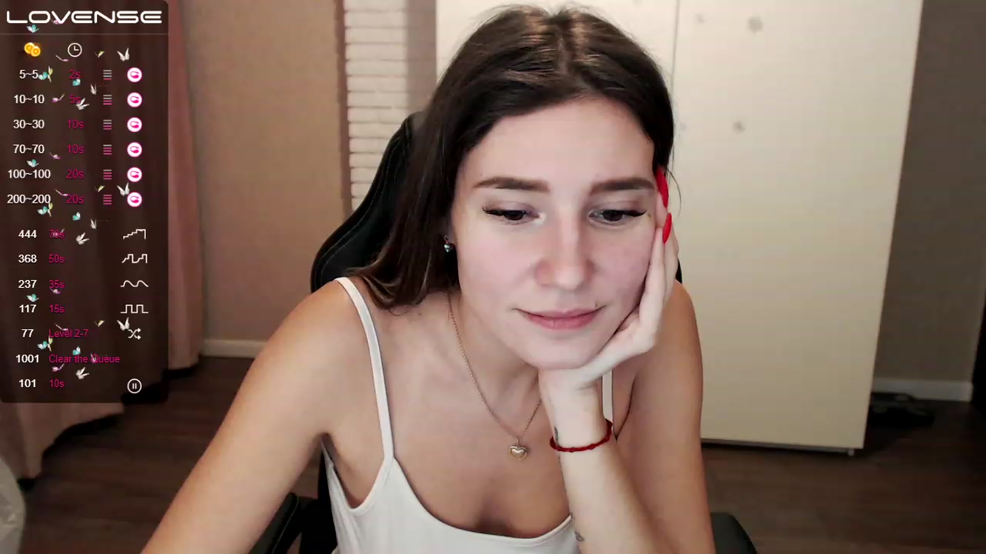 Gallery image thumbnail from HollyMollyy's myfreecams stream on, 01/18/2023, 18:01 image 5 of 20