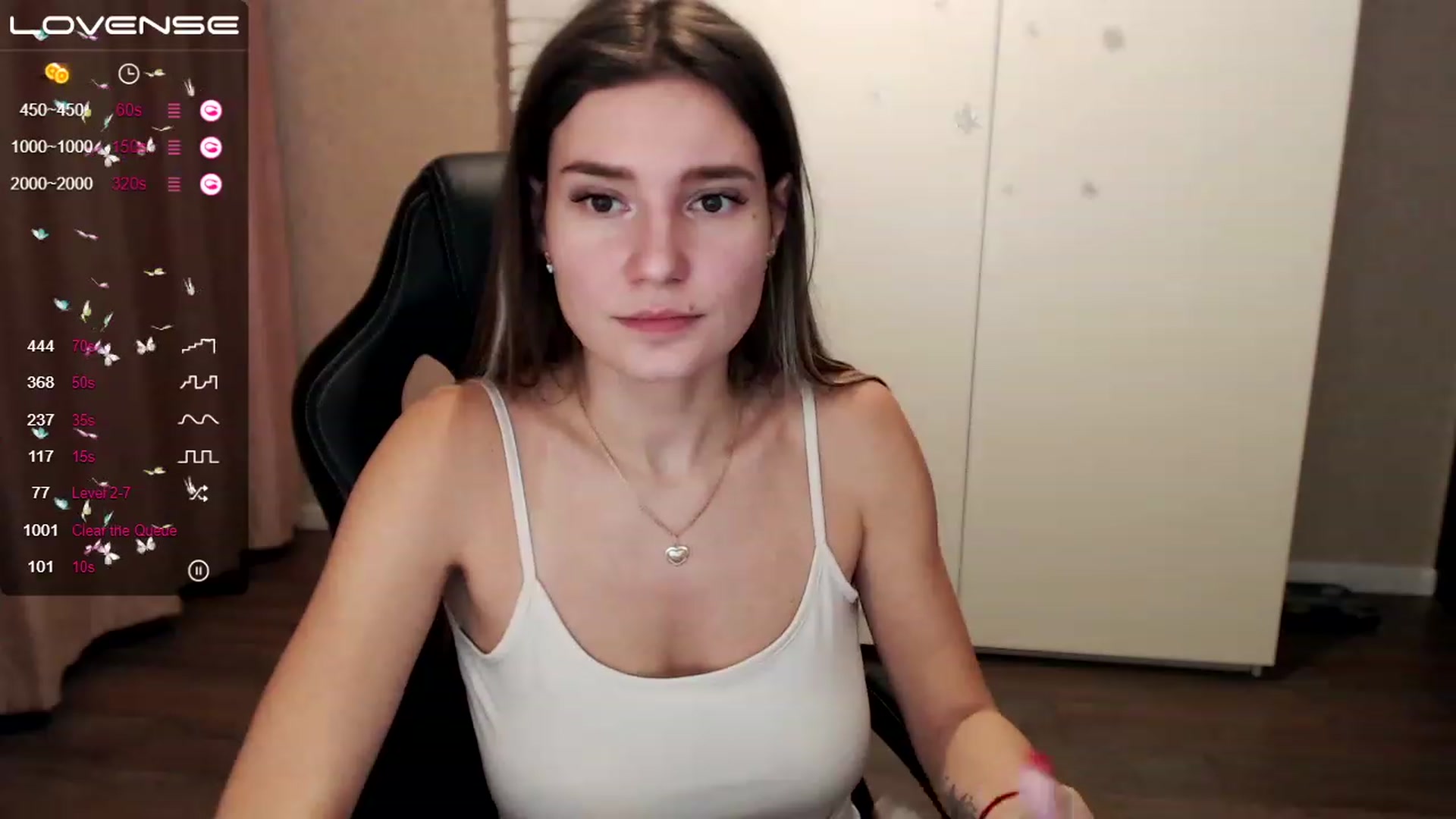 Gallery image thumbnail from HollyMollyy's myfreecams stream on, 01/18/2023, 18:01 image 16 of 20