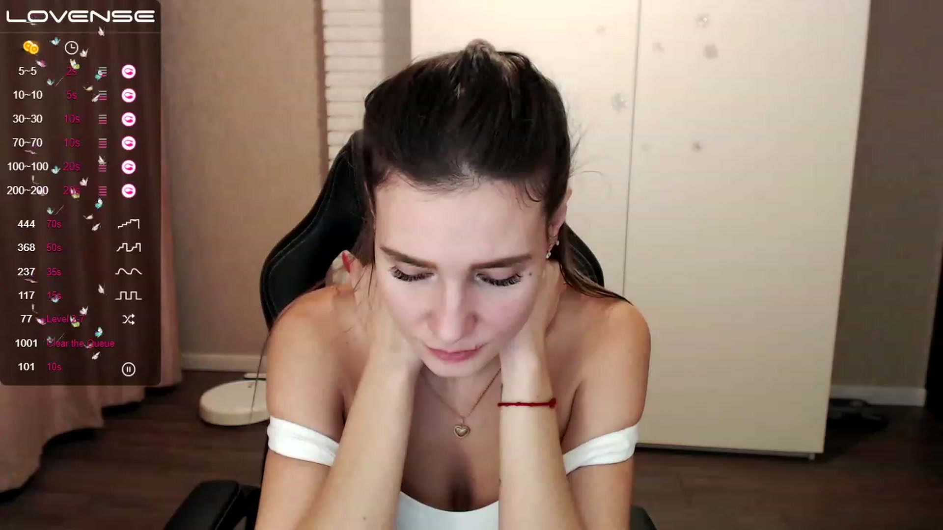 Gallery image thumbnail from HollyMollyy's myfreecams stream on, 01/19/2023, 14:24 image 19 of 20