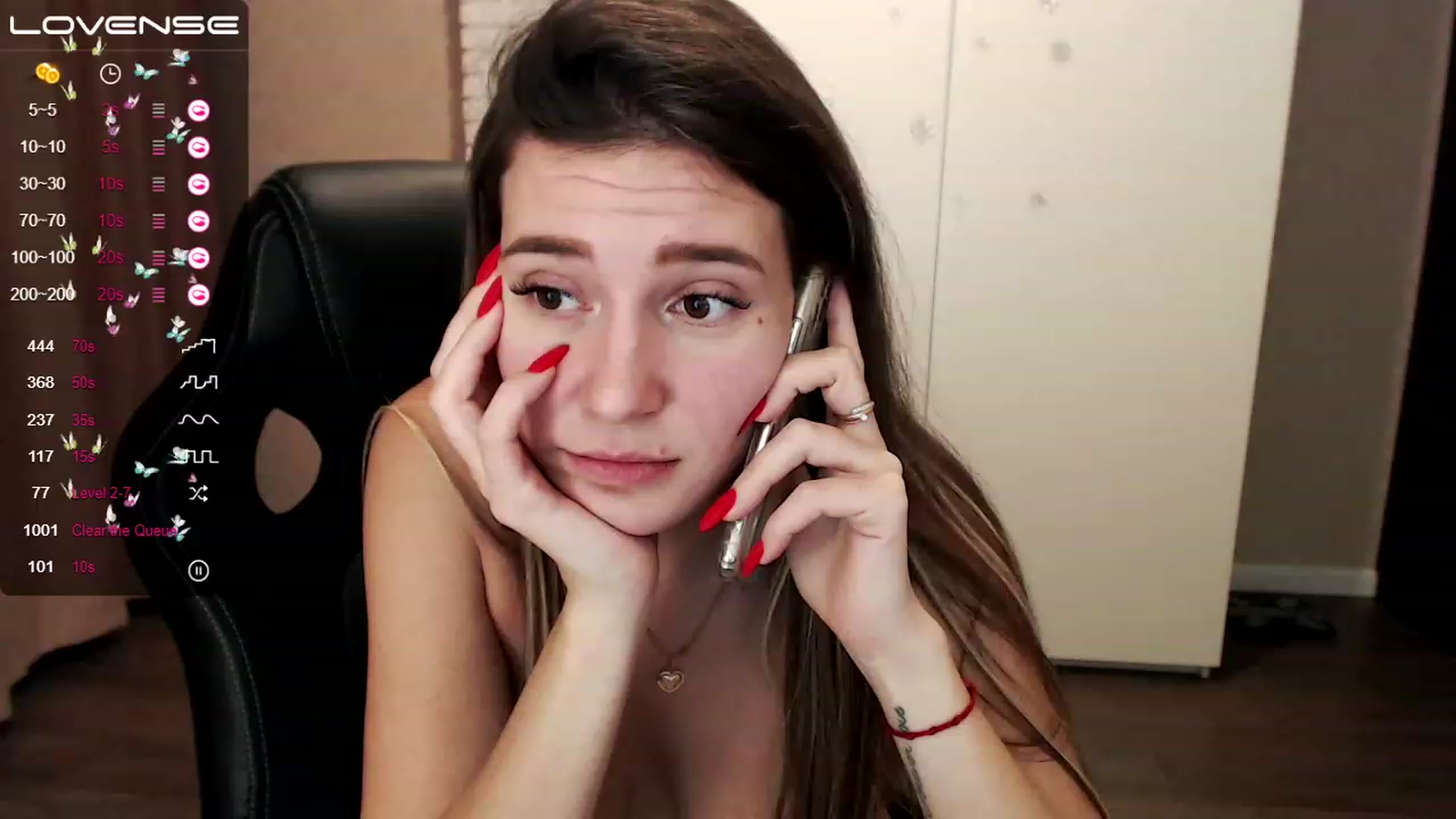Gallery image thumbnail from HollyMollyy's myfreecams stream on, 01/20/2023, 15:01 image 19 of 20