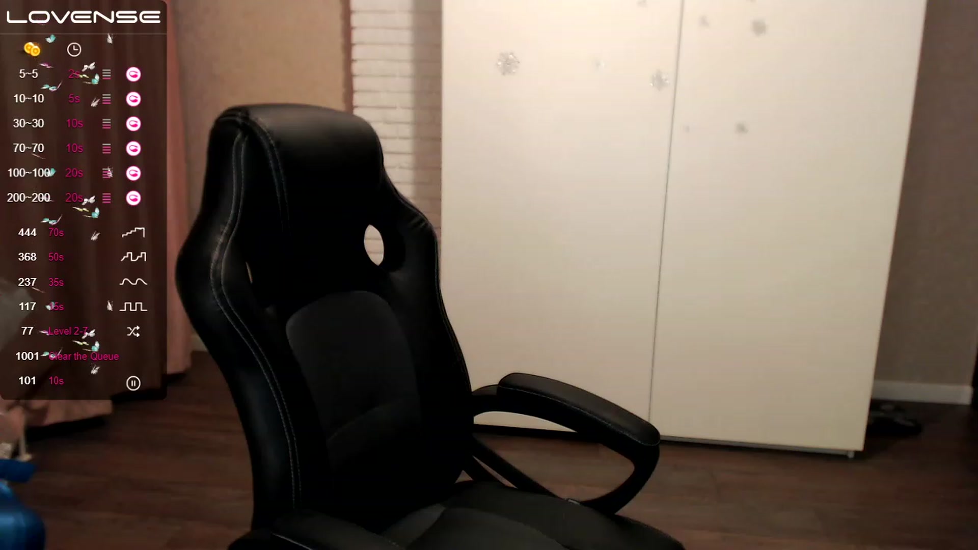 Gallery image thumbnail from HollyMollyy's myfreecams stream on, 01/25/2023, 19:54 image 14 of 20