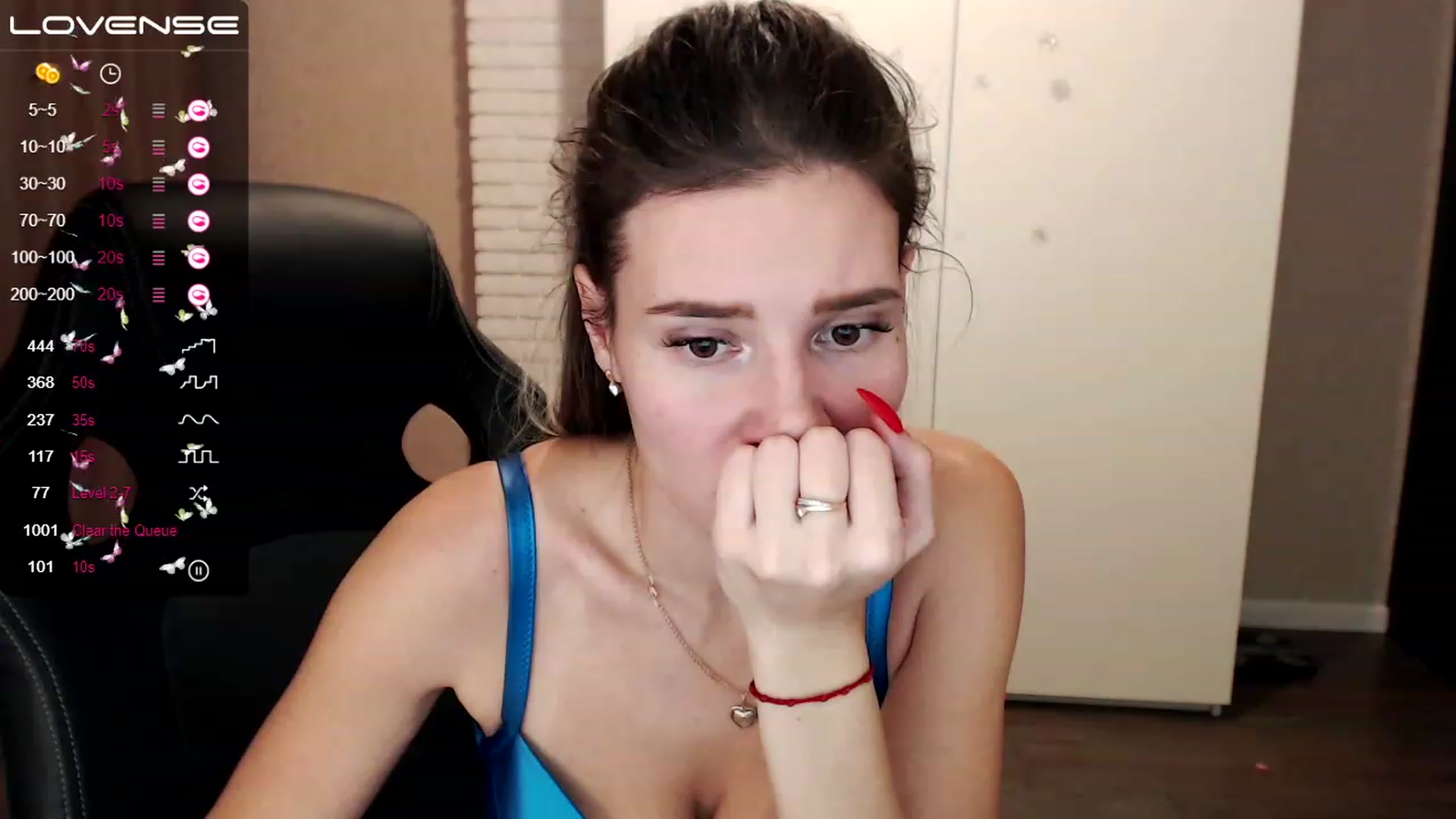 Gallery image thumbnail from HollyMollyy's myfreecams stream on, 01/25/2023, 19:54 image 3 of 20