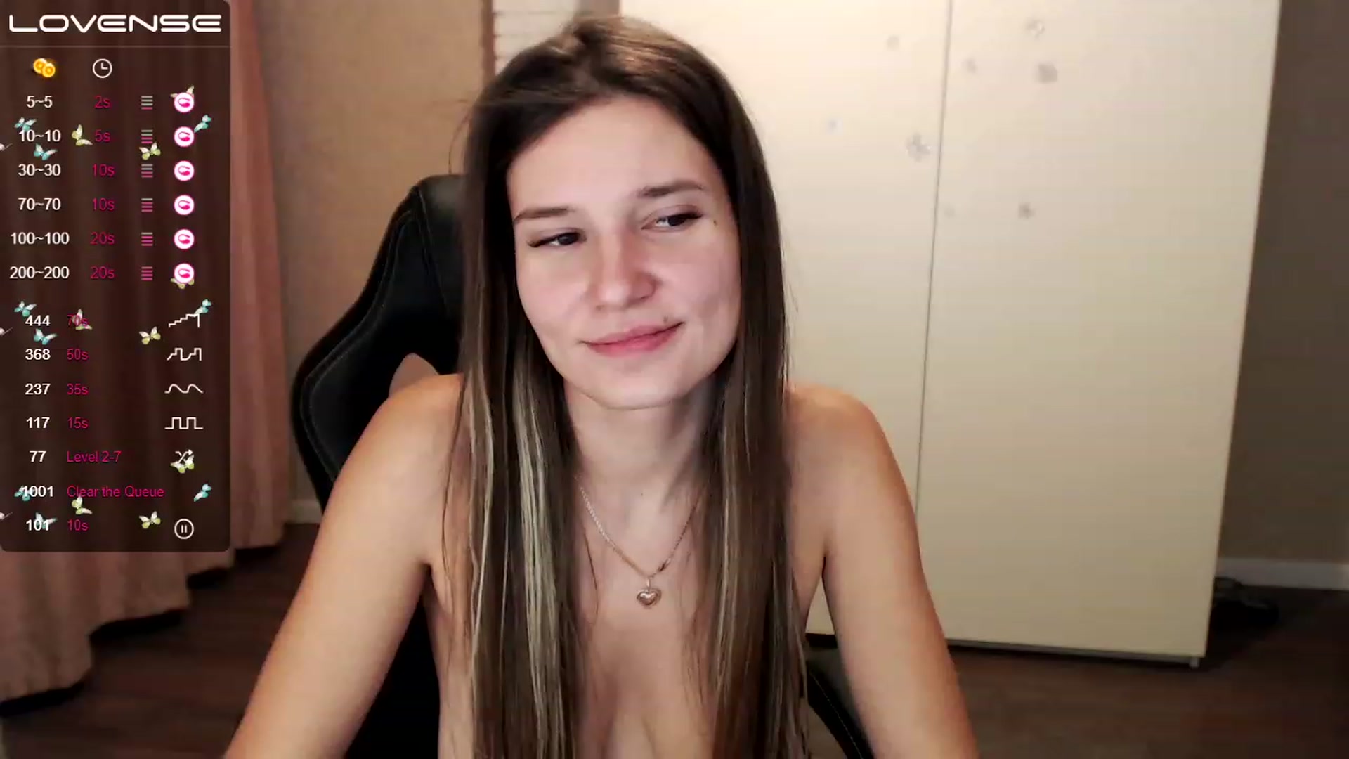 Gallery image thumbnail from HollyMollyy's myfreecams stream on, 01/26/2023, 21:05 image 14 of 20
