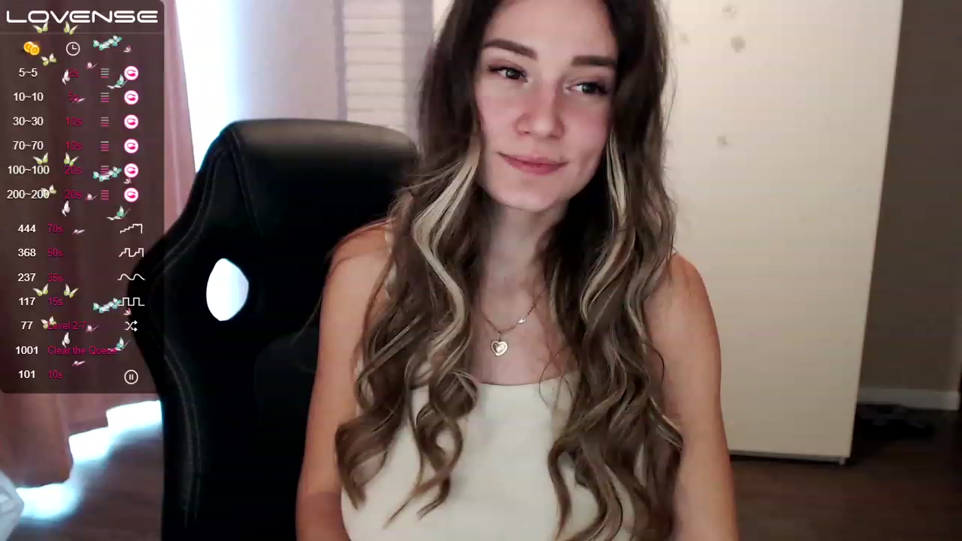 Gallery image thumbnail from HollyMollyy's myfreecams stream on, 02/02/2023, 12:34 image 9 of 20