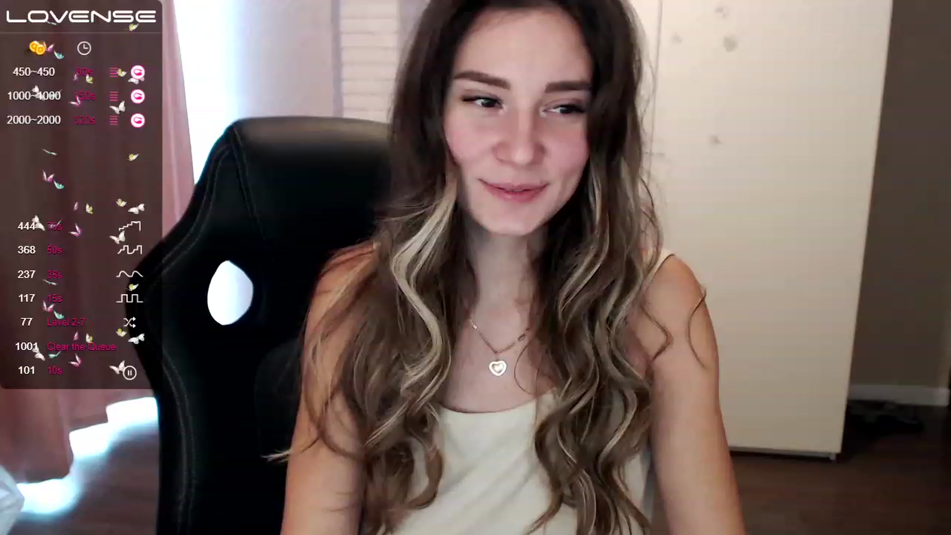 Gallery image thumbnail from HollyMollyy's myfreecams stream on, 02/02/2023, 12:34 image 6 of 20