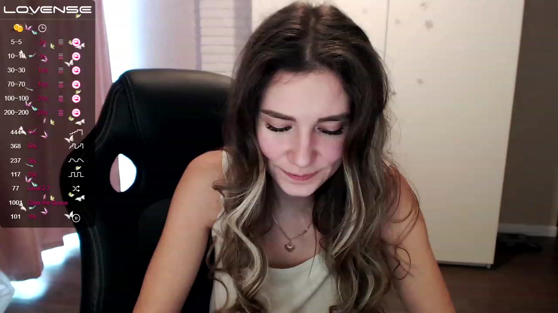 Gallery image thumbnail from HollyMollyy's myfreecams stream on, 02/02/2023, 12:34 image 2 of 20
