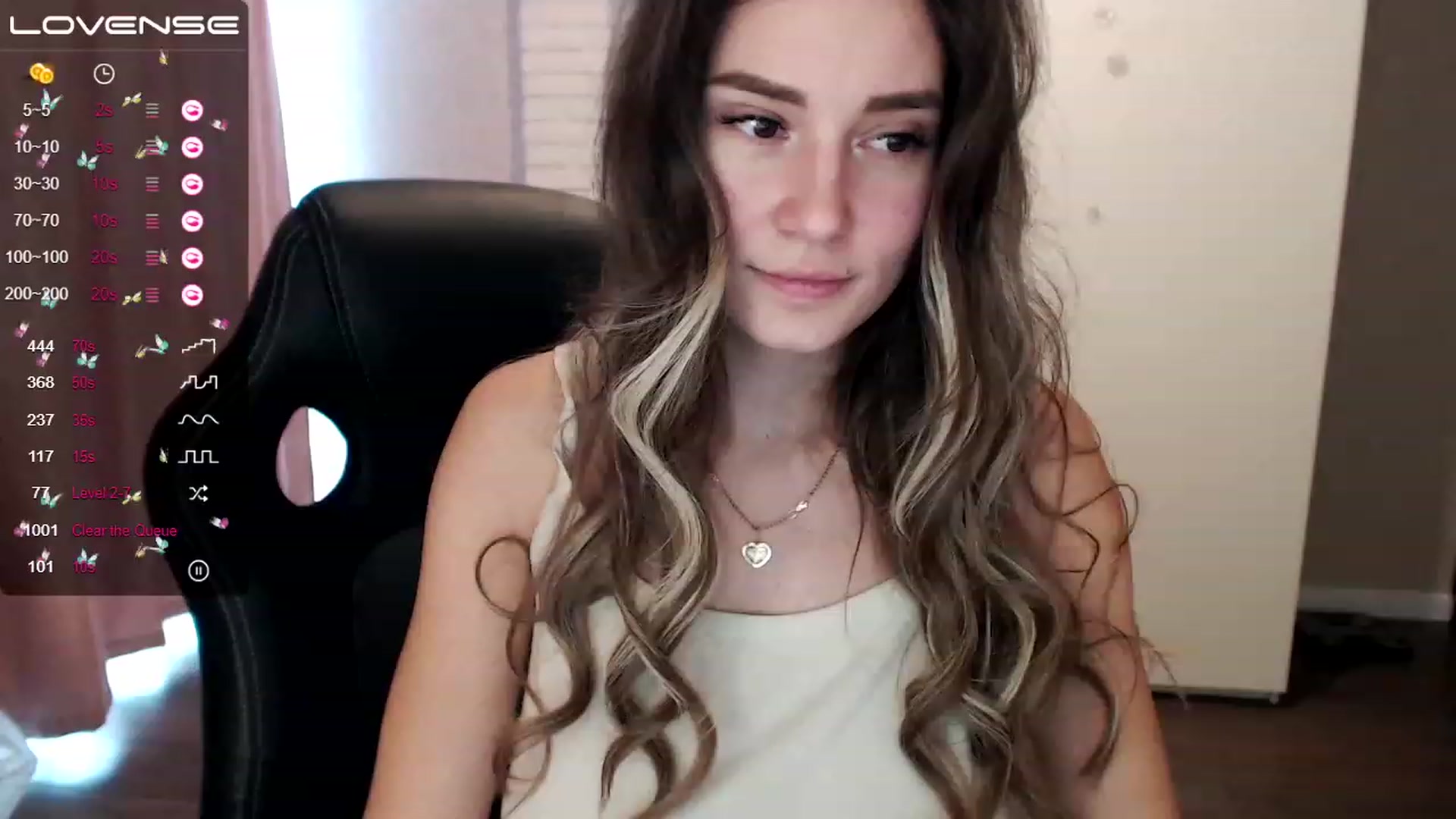 Gallery image thumbnail from HollyMollyy's myfreecams stream on, 02/02/2023, 12:34 image 1 of 20