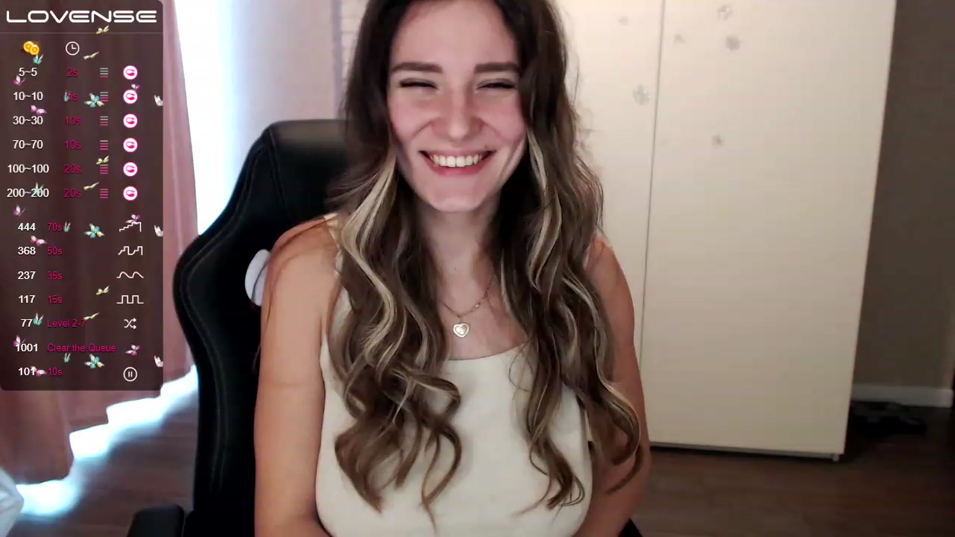 Gallery image thumbnail from HollyMollyy's myfreecams stream on, 02/02/2023, 12:34 image 10 of 20