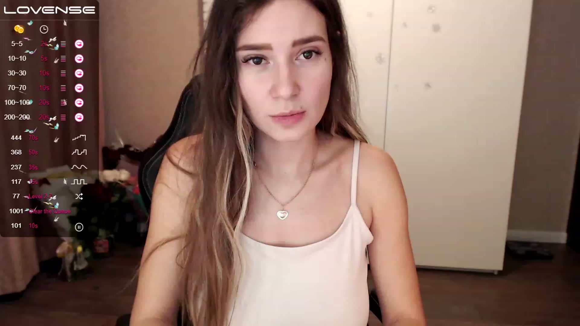 Gallery image thumbnail from HollyMollyy's myfreecams stream on, 02/09/2023, 15:09 image 4 of 20