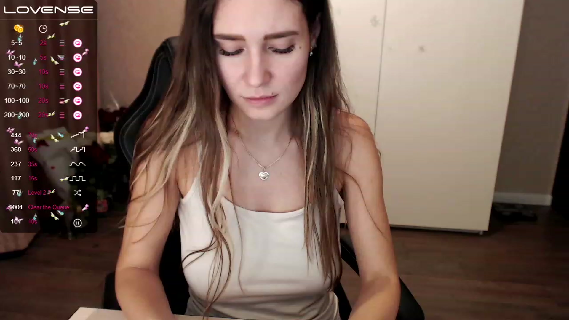 Gallery image thumbnail from HollyMollyy's myfreecams stream on, 02/09/2023, 15:31 image 6 of 20