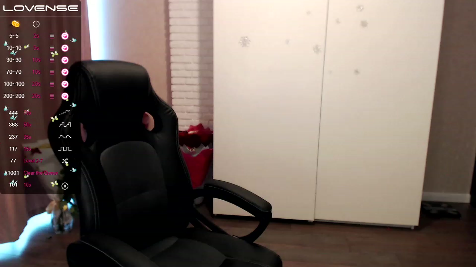 Gallery image thumbnail from HollyMollyy's myfreecams stream on, 02/10/2023, 14:36 image 6 of 20