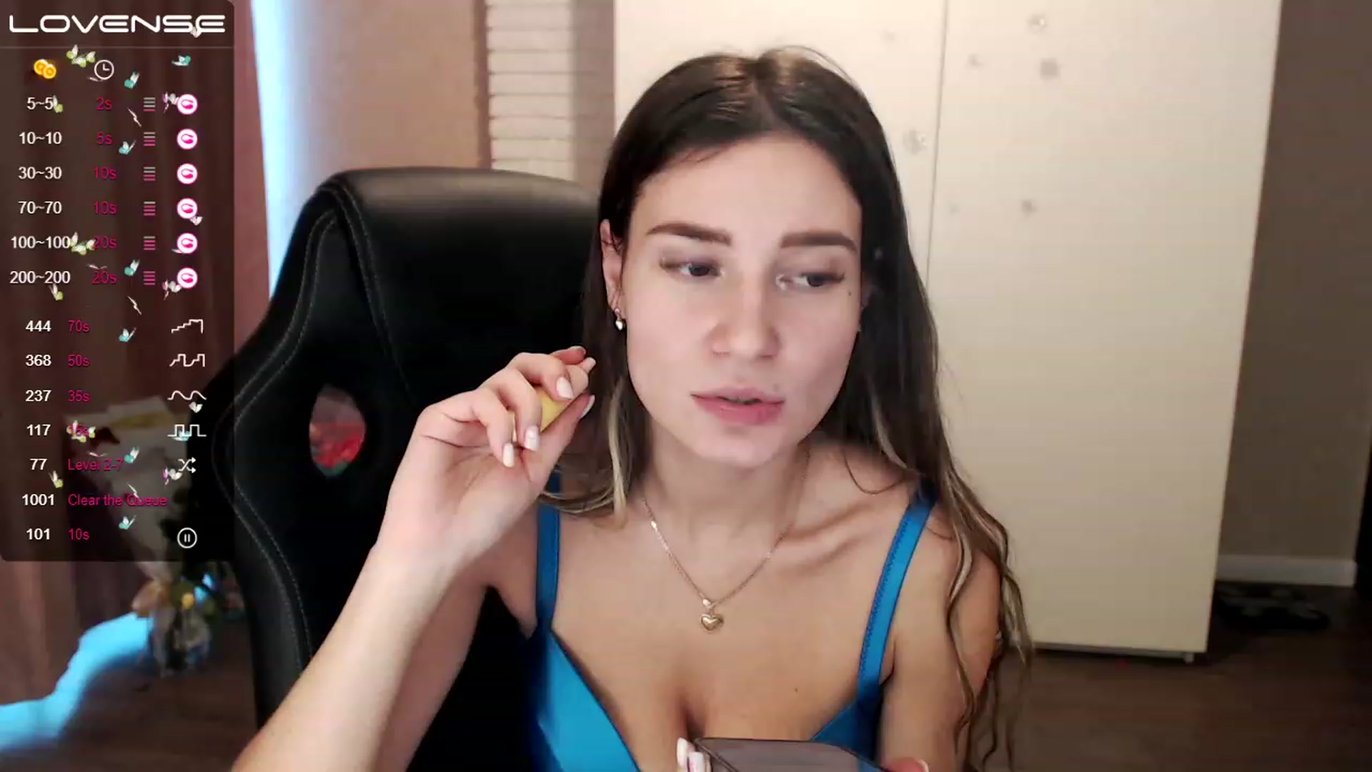 Gallery image thumbnail from HollyMollyy's myfreecams stream on, 02/10/2023, 14:36 image 10 of 20