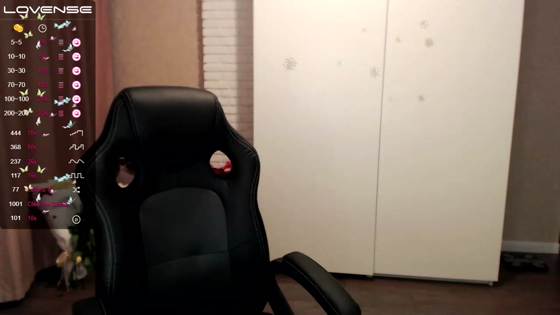 Gallery image thumbnail from HollyMollyy's myfreecams stream on, 02/10/2023, 16:16 image 1 of 20