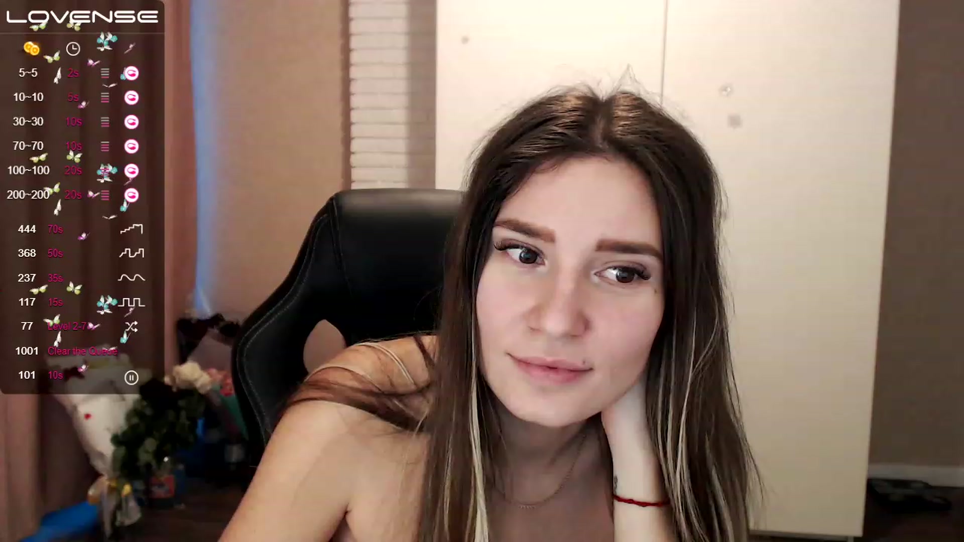 Gallery image thumbnail from HollyMollyy's myfreecams stream on, 02/12/2023, 14:49 image 2 of 20
