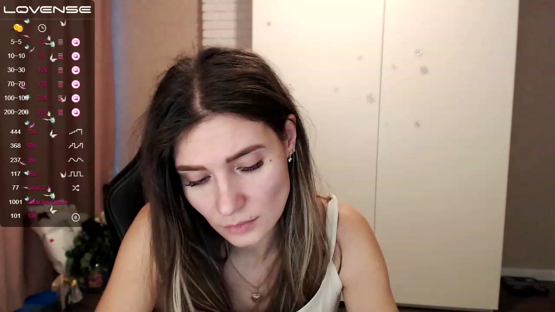 Gallery image thumbnail from HollyMollyy's myfreecams stream on, 02/12/2023, 14:49 image 5 of 20