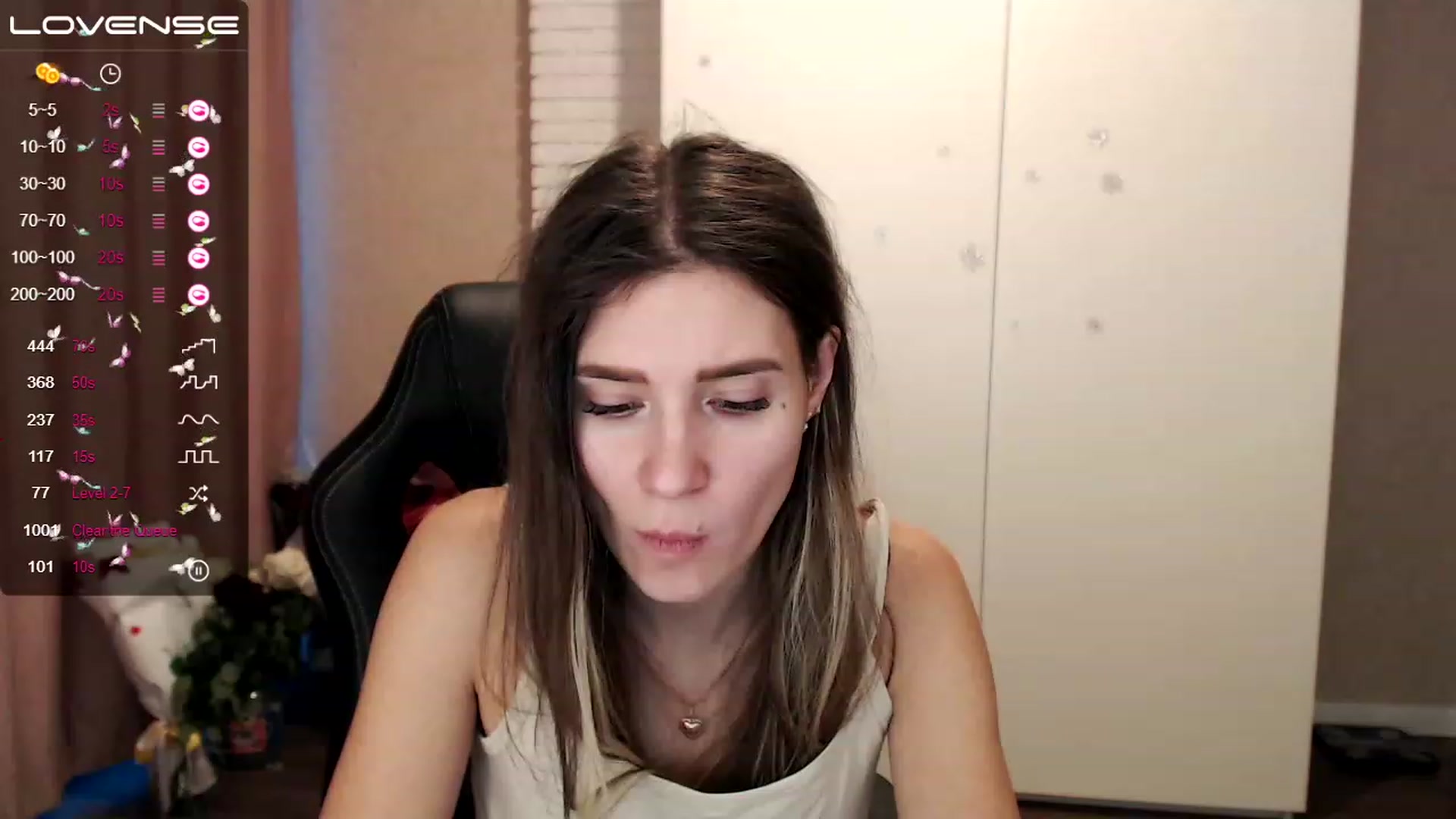 Gallery image thumbnail from HollyMollyy's myfreecams stream on, 02/12/2023, 14:49 image 4 of 20