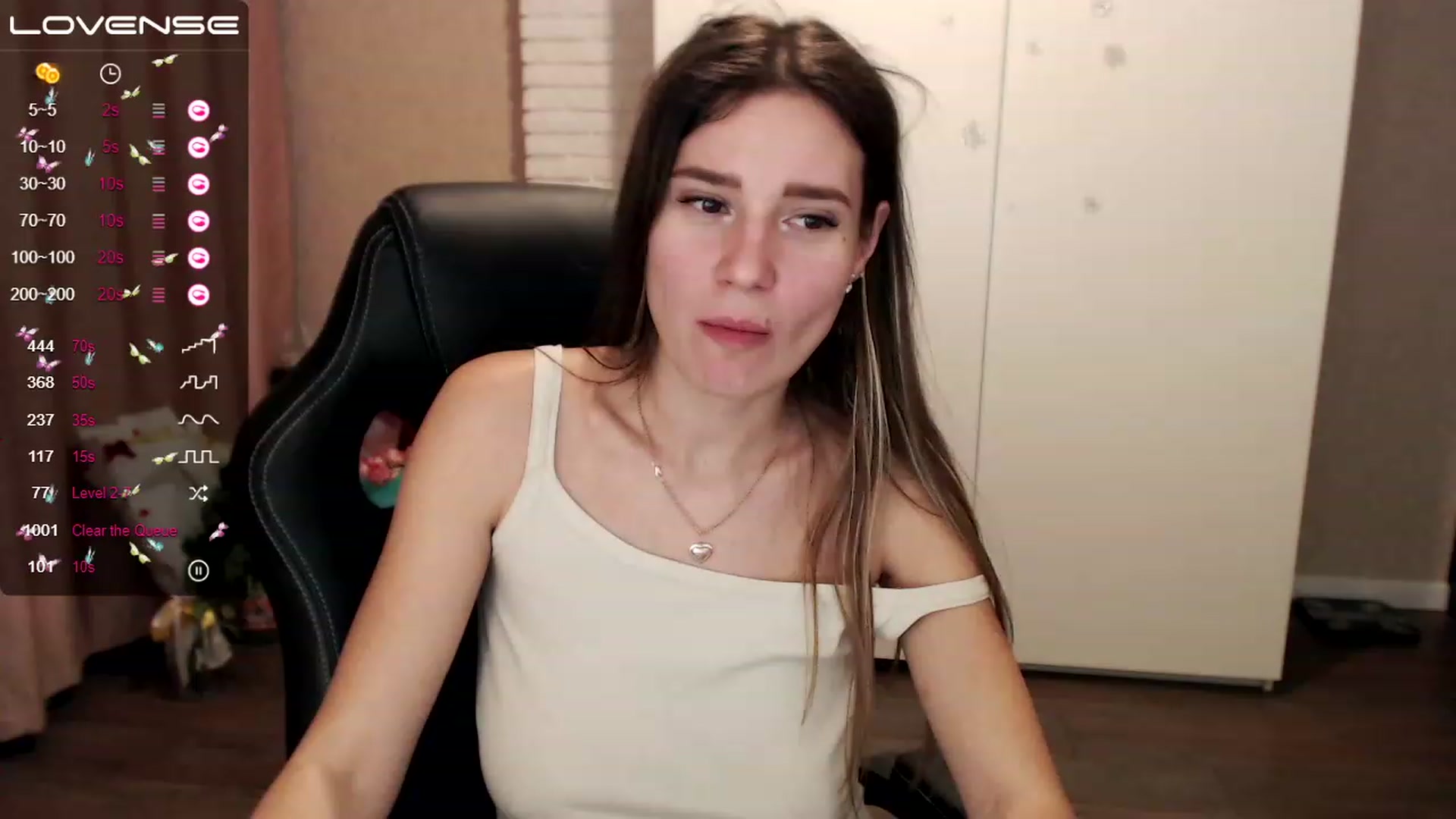 Gallery image thumbnail from HollyMollyy's myfreecams stream on, 02/12/2023, 15:26 image 15 of 20